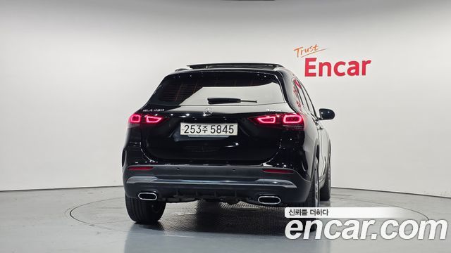 Mercedes-Benz GLA-Class из Кореи Encar
