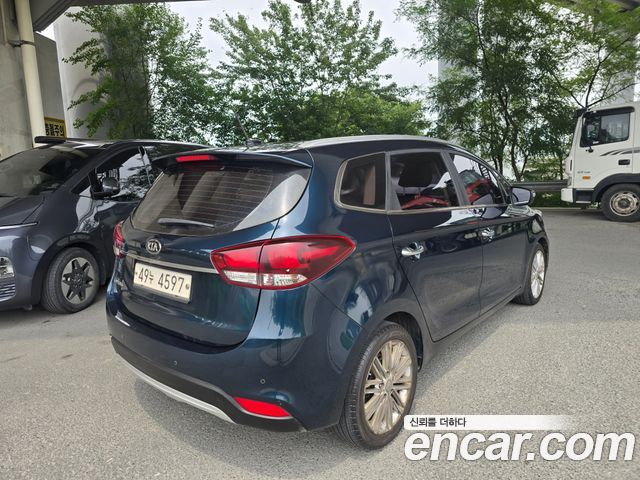 Kia Carens из Кореи Encar