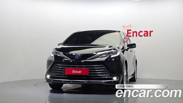 Toyota Sienna 2.5 Hybrid 2WD — пробег 97 462 км — фото 3 из 5