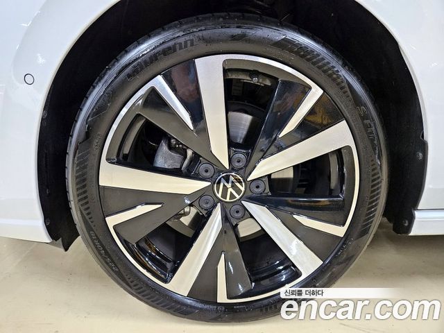 Volkswagen Golf из Кореи Encar
