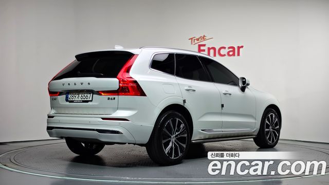Volvo XC60 B6 Ultimate Bright — пробег 55 848 км — фото 2 из 5