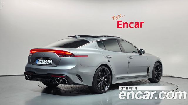 Kia Stinger из Кореи Encar