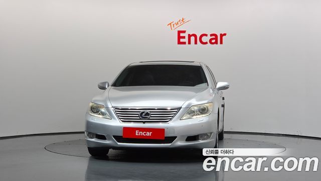 Lexus LS из Кореи Encar