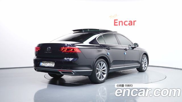 Volkswagen Passat 2.0 TDI Prestige — пробег 74 747 км — фото 2 из 5