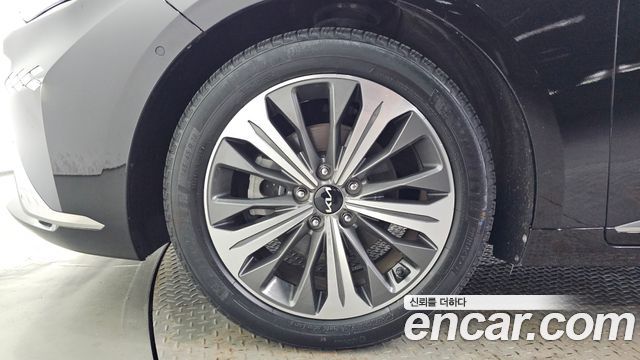 Kia K8 из Кореи Encar