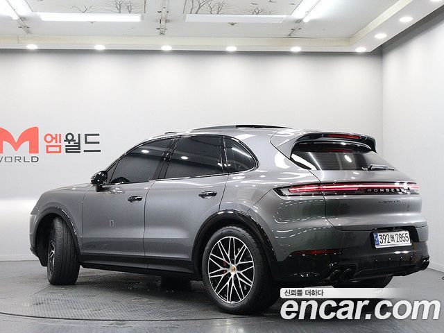 Porsche Cayenne 4.0 GTS — пробег 6 410 км — фото 3 из 5