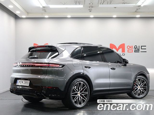 Porsche Cayenne 4.0 GTS — пробег 6 410 км — фото 4 из 5