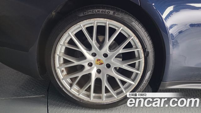Porsche Panamera 3.0 AWD — пробег 157 090 км — фото 5 из 5