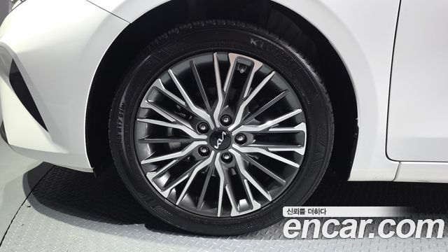 Kia K3 из Кореи Encar