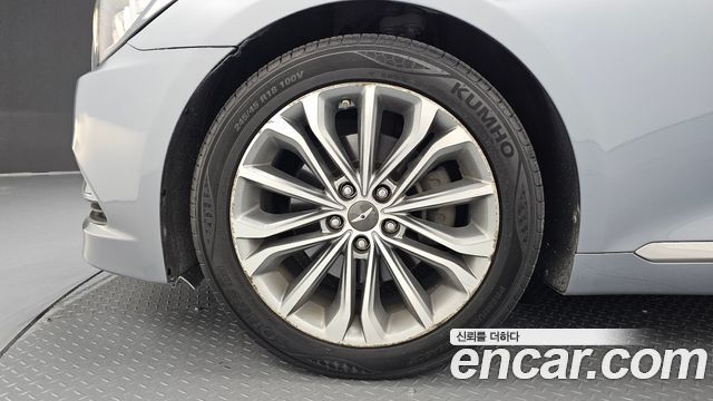 Hyundai Genesis из Кореи Encar