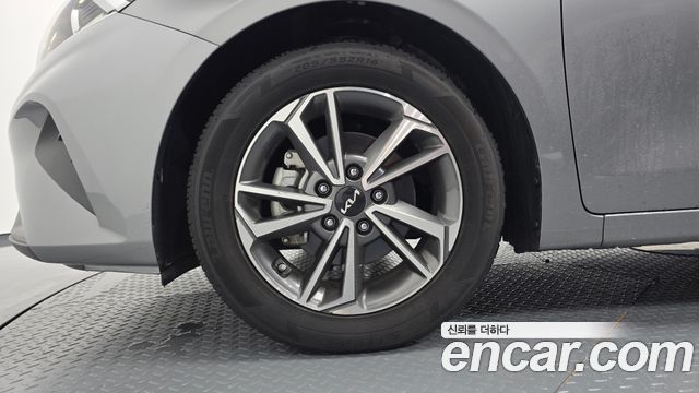Kia K3 из Кореи Encar