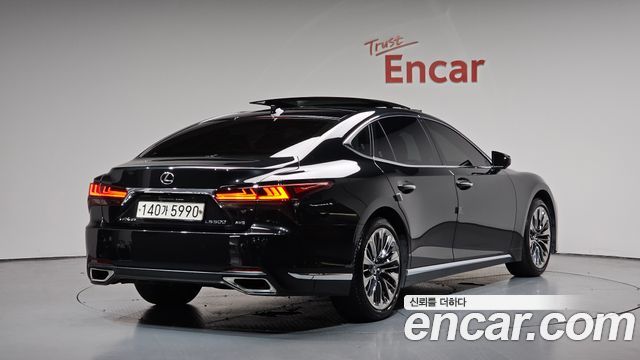 Lexus LS из Кореи Encar