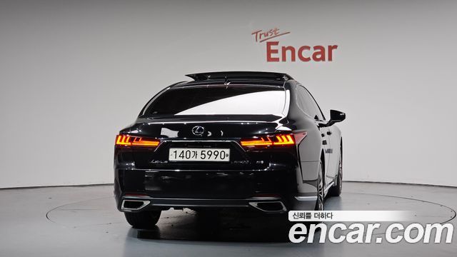 Lexus LS из Кореи Encar