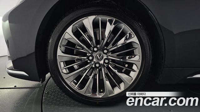 Lexus LS из Кореи Encar