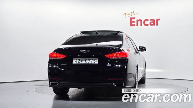 Hyundai Genesis из Кореи Encar