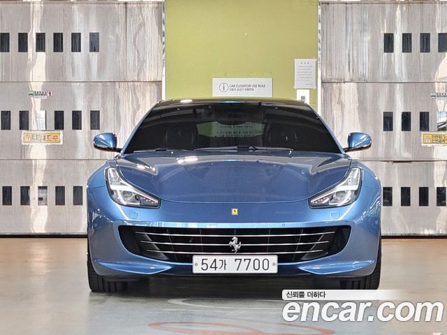 Ferrari GTC4 Lusso из Кореи Encar