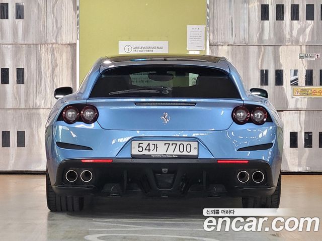 Ferrari GTC4 Lusso из Кореи Encar