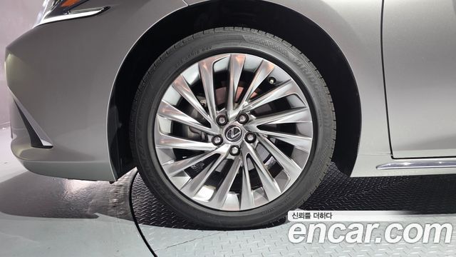 Lexus ES из Кореи Encar