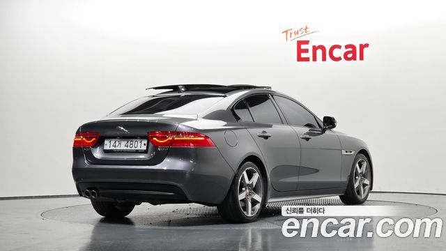 Jaguar XE из Кореи Encar