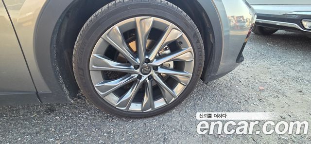 Toyota Crown из Кореи Encar