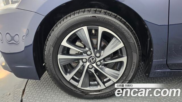 Lexus CT200h из Кореи Encar