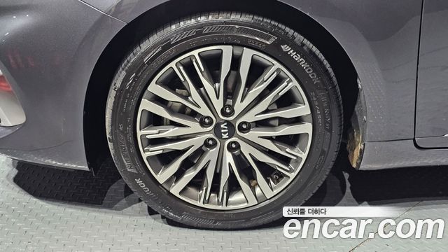 Kia K7 из Кореи Encar