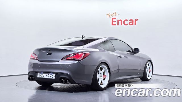 Hyundai Genesis из Кореи Encar