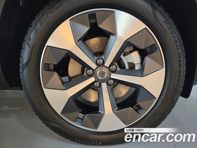 Volvo XC40 из Кореи Encar