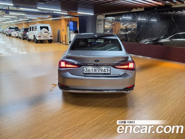 Lexus ES из Кореи Encar