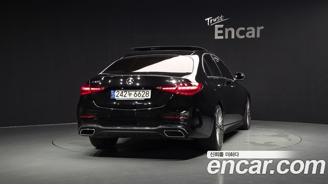 Mercedes-Benz C-Class C300 4MATIC AMG Line — пробег 42 891 км — фото 4 из 5