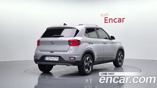 Hyundai Venue из Кореи Encar
