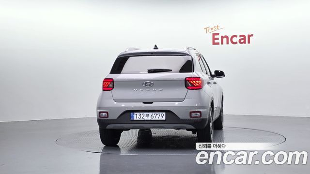 Hyundai Venue из Кореи Encar