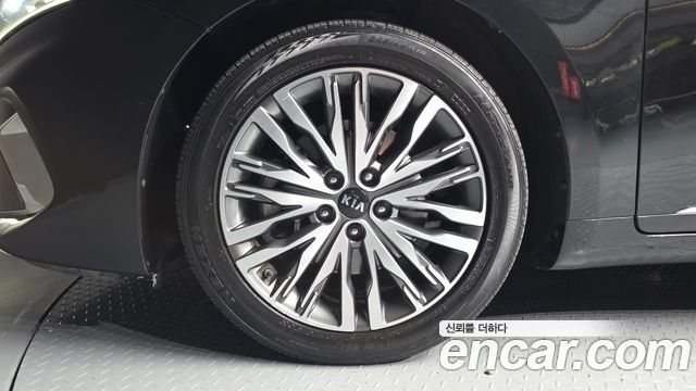 Kia K7 из Кореи Encar