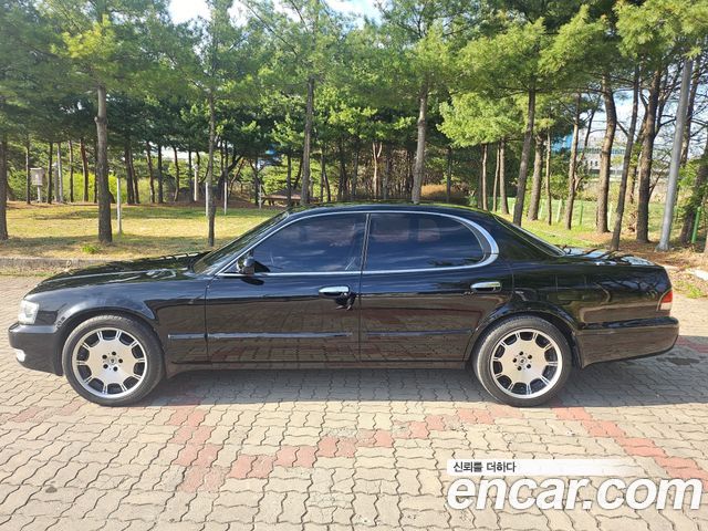 Kia Enterprise из Кореи Encar