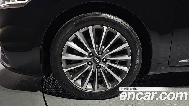 Kia K7 из Кореи Encar