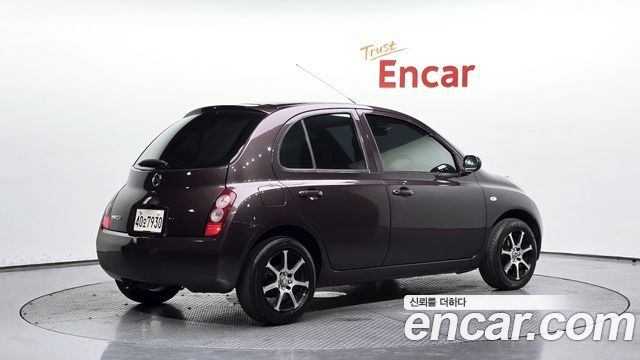 Nissan March из Кореи Encar