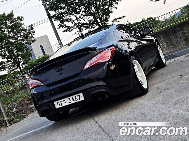 Hyundai Genesis из Кореи Encar