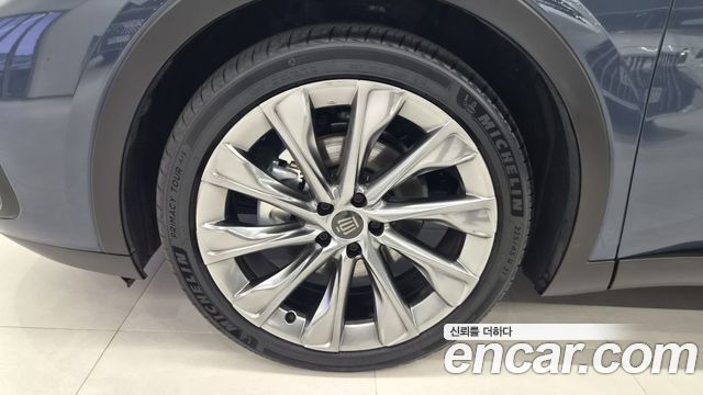 Toyota Crown из Кореи Encar