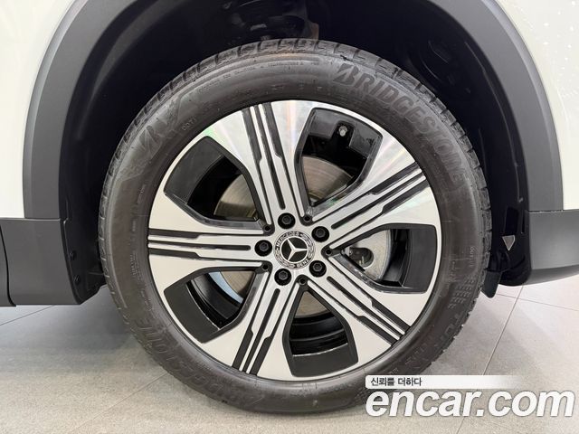 Mercedes-Benz EQB из Кореи Encar