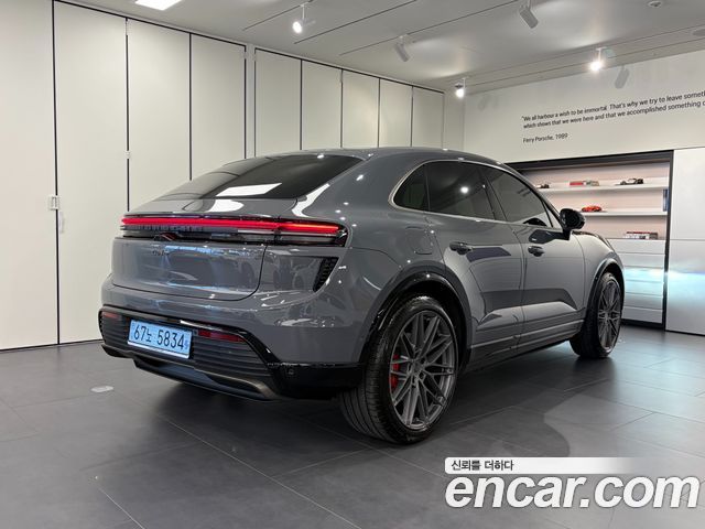 Porsche Macan из Кореи Encar