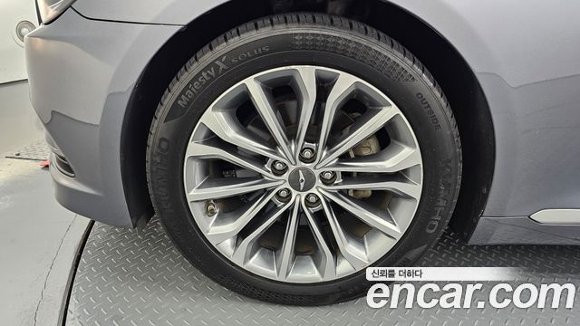 Hyundai Genesis из Кореи Encar