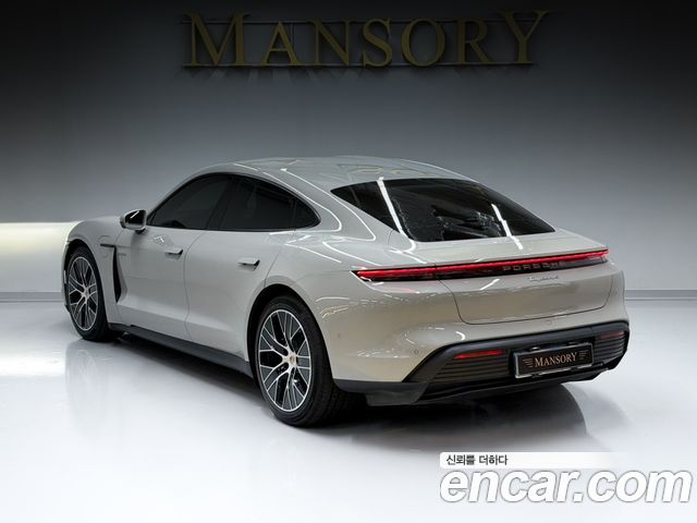Porsche Taycan из Кореи Encar
