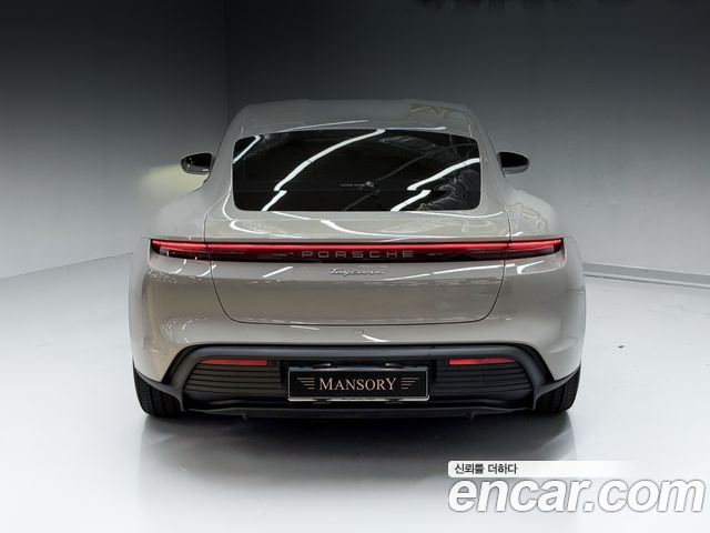 Porsche Taycan из Кореи Encar