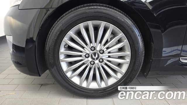 Hyundai Equus из Кореи Encar