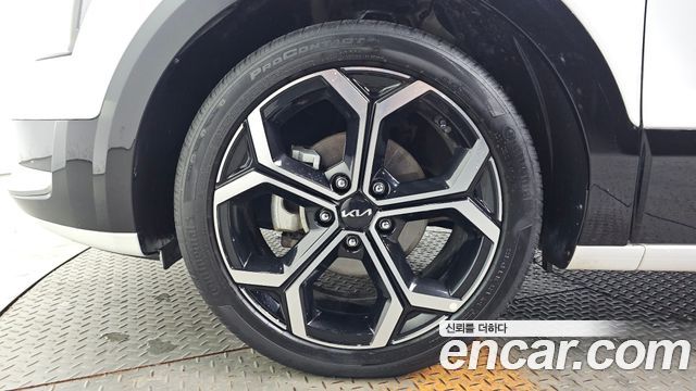 Kia Niro Prestige — пробег 70 779 км — фото 5 из 5