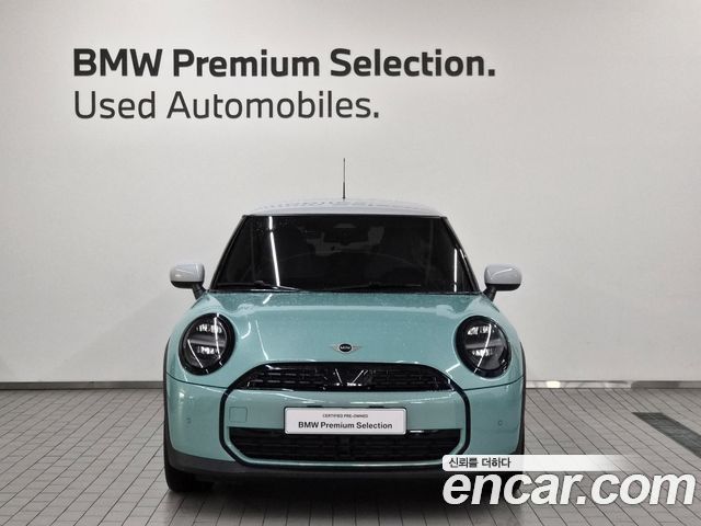 Mini Cooper Classic — пробег 22 км — фото 3 из 5