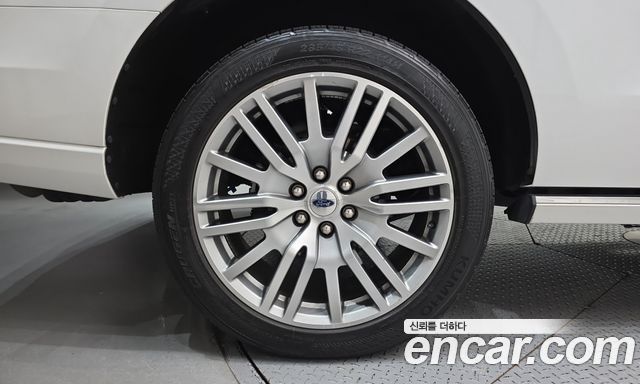 Ford Expedition Platinum 4WD 7Seater — пробег 108 337 км — фото 5 из 5